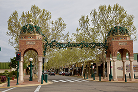 Arch near downtown Lodi